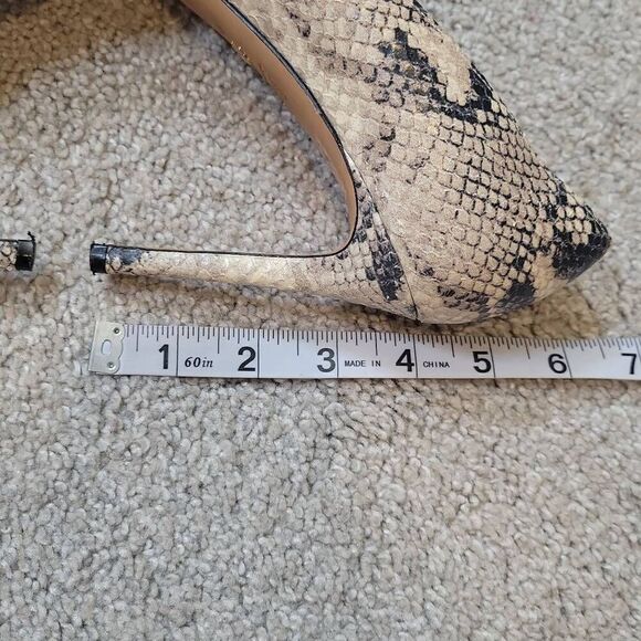 Stuart Weitzman Snake Leather Heels Pump Size 9.5 - Picture 6 of 8
